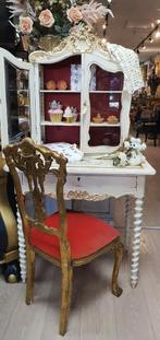 Frans brocante kast, Ophalen