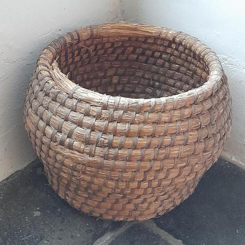 Vintage manden, Huis en Inrichting, Woonaccessoires | Schalen en Manden, Gebruikt, Mand, Rond, Riet, Ophalen
