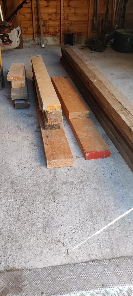 Ruim 30 lopende meter balken, Doe-het-zelf en Bouw, Hout en Planken, Zo goed als nieuw, Balk, Ophalen