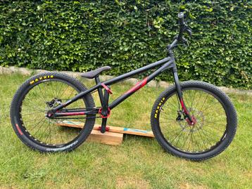 Trial fiets Onza 24”, Fietsen en Brommers, Fietsen | Crossfietsen en BMX, Ophalen, Gebruikt