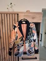 Kleurrijke blazer, Kleding | Dames, Jasjes, Kostuums en Pakken, Verzenden, Zo goed als nieuw