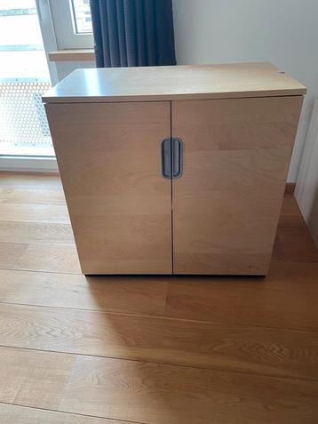 Mooie kast te koop. Let op. Ophalen in Beersel! beschikbaar voor biedingen