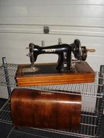 Pfaff 31 Naaimachine met Kast & Sleutel, Antiek en Kunst, Ophalen