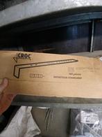 Hoekige afstandhouders van aluminium. HOEKTAND, Doe-het-zelf en Bouw, Ophalen, Nieuw, Aluminium