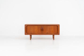 Vintage lowboard met roldeuren van Svend Dyrlund beschikbaar voor biedingen