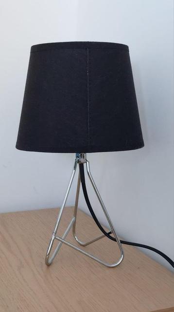 Table lamp | Lampe de table