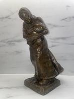 Sculpture en bronze – Maternité (1905) – Femme et enfant