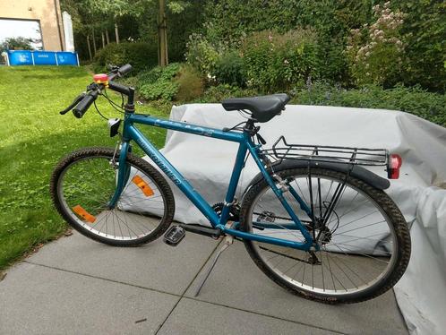 Mountainbike 18 versnellingen met bagagedrager, Fietsen en Brommers, Fietsen | Heren | Sportfietsen en Toerfietsen, Gebruikt, Ophalen