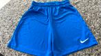 Nike short mt 146, Kinderen en Baby's, Kinderkleding | Maat 146, Ophalen of Verzenden