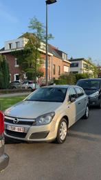 A vendre Opel Astra H 1.6 essence, Autos, Boîte manuelle, 5 portes, Euro 4, Achat