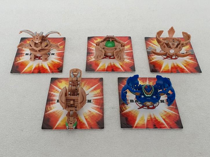 Lot van 5 Bakugan, Collections, Jouets, Utilisé, Enlèvement ou Envoi