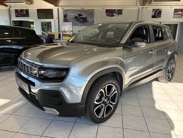 Jeep Avenger Altitude/GPS/Camera/Carplay/Winterpack beschikbaar voor biedingen