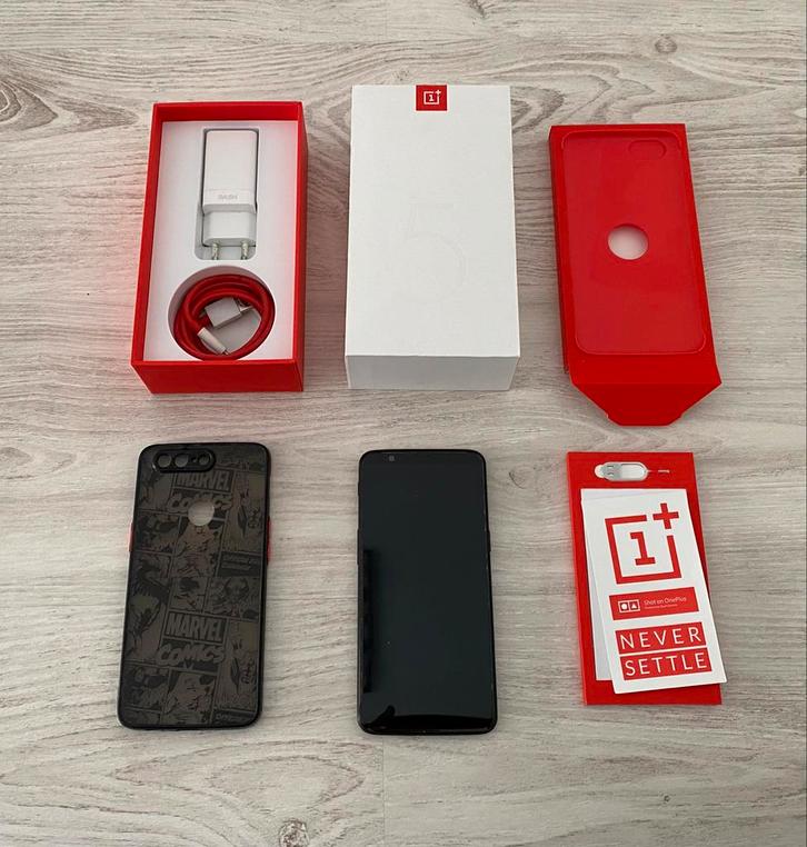 One Plus 5T - 128 GB - 8 GB RAM, Telecommunicatie, Mobiele telefoons | Overige merken, Zo goed als nieuw, Ophalen of Verzenden