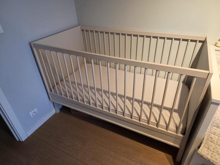 Quax bed ashi clay 70 x 140 cm - babybedje, Kinderen en Baby's, Kinderkamer | Bedden, Zo goed als nieuw, 140 tot 160 cm, 70 tot 85 cm