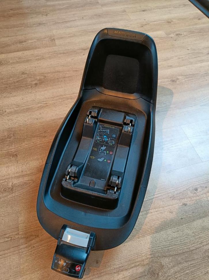 Isofix FamilyFix One i-Size, Kinderen en Baby's, Autostoeltjes, Zo goed als nieuw, Maxi-Cosi, Isofix, Ophalen