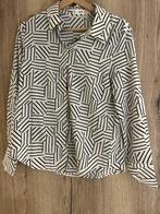 blouse dames Mango - maat XS - wit / zwart - slechts 4 euro, Vêtements | Femmes, Blouses & Tuniques, Mango, Enlèvement ou Envoi