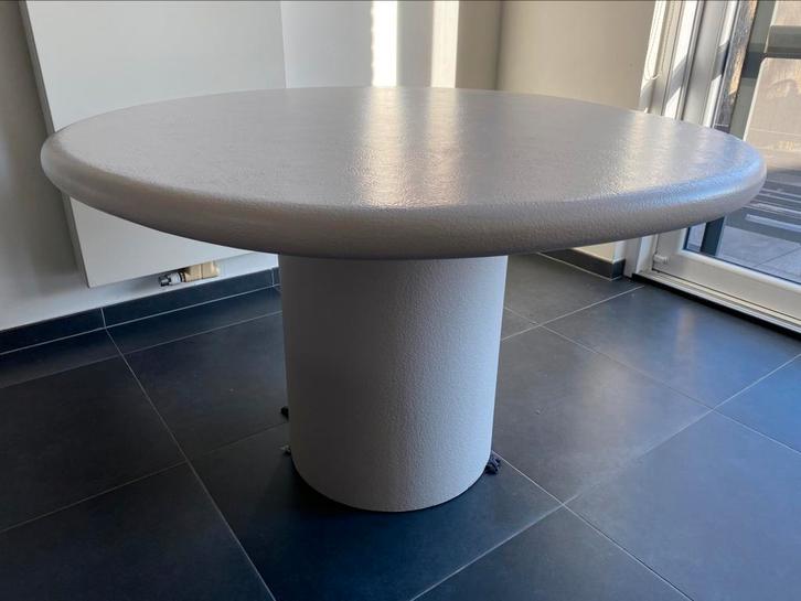 Mortex Artisano - pebble - 144/160 diameter - als nieuw !, Huis en Inrichting, Tafels | Eettafels, Zo goed als nieuw, Ophalen