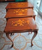 3 bijzettafels met inlegwerk, Antiek en Kunst, Ophalen