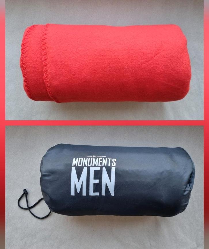 Fleece rood in hoes The Monuments Men met George Clooney, Huis en Inrichting, Woonaccessoires | Plaids en Woondekens, Nieuw, Ophalen of Verzenden