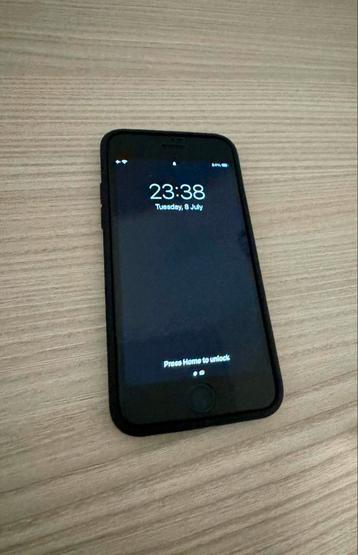 Iphone 7 - 32gb beschikbaar voor biedingen
