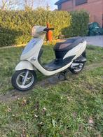 A klasse brommer scooter, Fietsen en Brommers, Ophalen of Verzenden