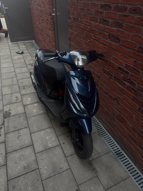 Zip 70cc 2t, Fietsen en Brommers, Scooters | Piaggio, Zo goed als nieuw, Zip, Ophalen