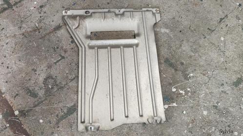 Bodemplaat Onderplaat Bodembeplaat midden BMW X5 / X6  serie, Auto-onderdelen, Carrosserie, BMW, Gebruikt, Ophalen of Verzenden