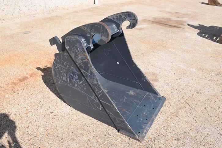 Vematec CW30 Graafbak CW30 -83 Cm – stock id V22, Zakelijke goederen, Machines en Bouw | Onderdelen