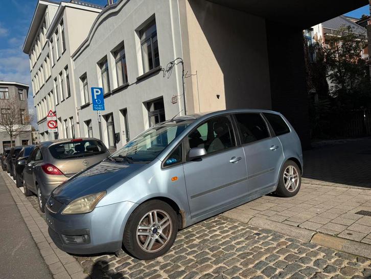 FORD FOCUS C-MAX/1.6 ESSENCE/HOMOLOGUÉE À VENDRE, Autos, Ford, Particulier, C-Max, ABS, Airbags, Air conditionné, Ordinateur de bord