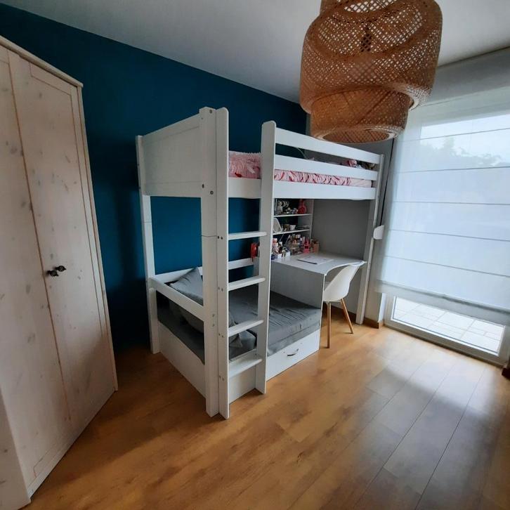 Praktische tienerslaapkamer, Huis en Inrichting, Slaapkamer | Stapelbedden en Hoogslapers, Gebruikt, Hoogslaper, Eenpersoons, Ophalen