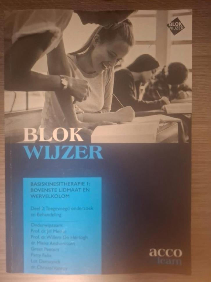 Boeken 1ste jaar kinesitherapie ua wilrijk, Boeken, Studieboeken en Cursussen, Zo goed als nieuw, Ophalen