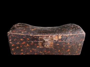 Opium smoking pillow kussen victoriaans leder beschikbaar voor biedingen