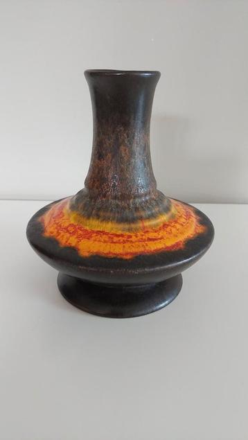 Prachtige vintage W. Germany  ufo vaasje van Walter Gerhards beschikbaar voor biedingen