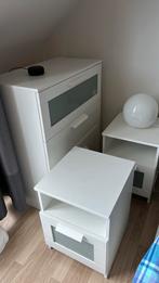 IKEA BRIMNES set ladekast met 2 nachtkastjes wit, Huis en Inrichting, Kasten | Ladekasten, Ophalen, Zo goed als nieuw, IKEA BRIMNES