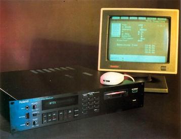  Roland S550 + écran + plusieurs centaines de disquette beschikbaar voor biedingen