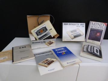 Commodore 64 cassette deck (2x ) + manuals beschikbaar voor biedingen