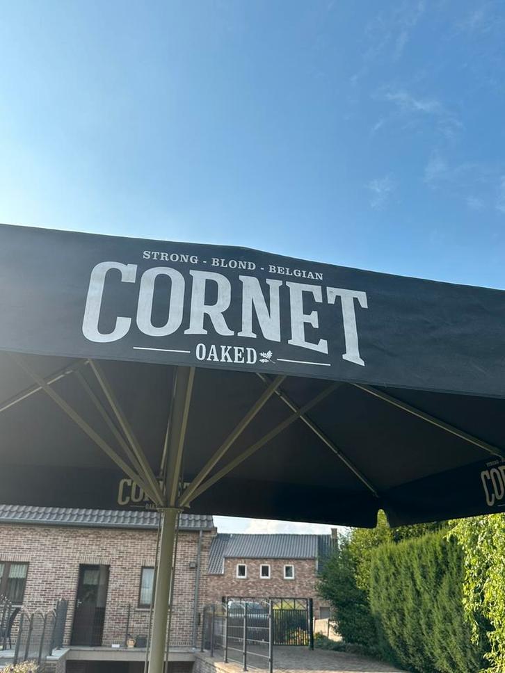 Parasol Cornet, Tuin en Terras, Parasols, Zo goed als nieuw, Ophalen