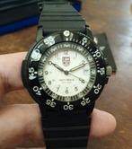Montre Luminox Vintage authentique, série Navy SEAL 3007., Bijoux, Sacs & Beauté, Montre-bracelet, Autres marques, Synthétique