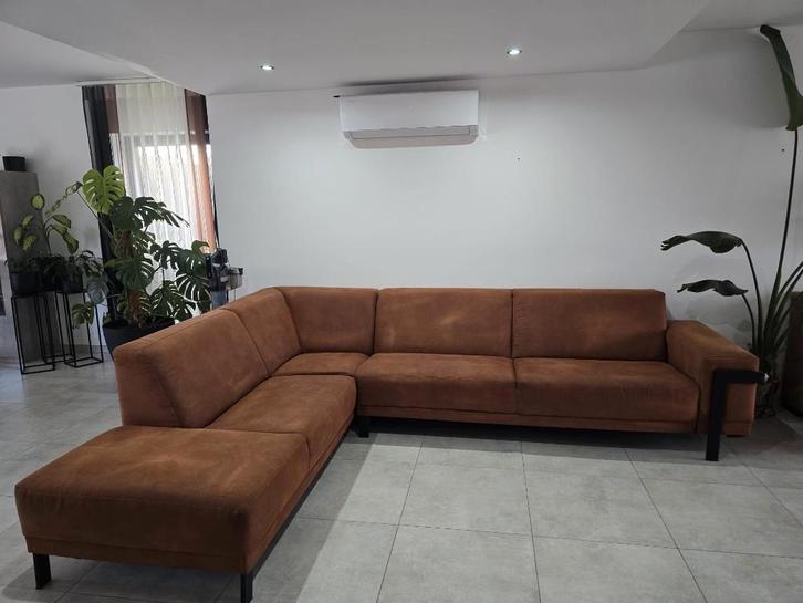 Prachtige moderne grote velvet hoekzetel COGNAC kleur!!, Huis en Inrichting, Zetels | Zetels, Zo goed als nieuw, Hoekbank, Stof