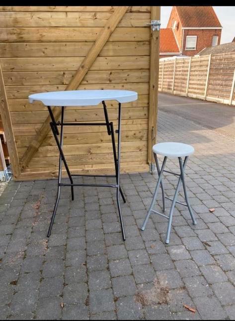 Statafels/barkrukken te huur, Hobby en Vrije tijd, Feestartikelen | Verhuur, Zo goed als nieuw, Ophalen