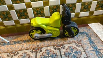 Loopmoto  beschikbaar voor biedingen