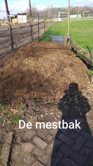 Paardenmest, Ophalen, Mest