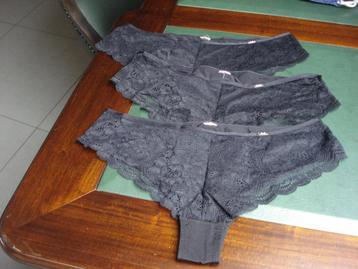Set: 3 Hunkemöller slips, dames. mt M beschikbaar voor biedingen