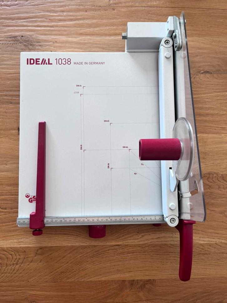 Ideal 1038 snijmachine / bordschaar, Diversen, Schrijfwaren, Zo goed als nieuw, Ophalen of Verzenden