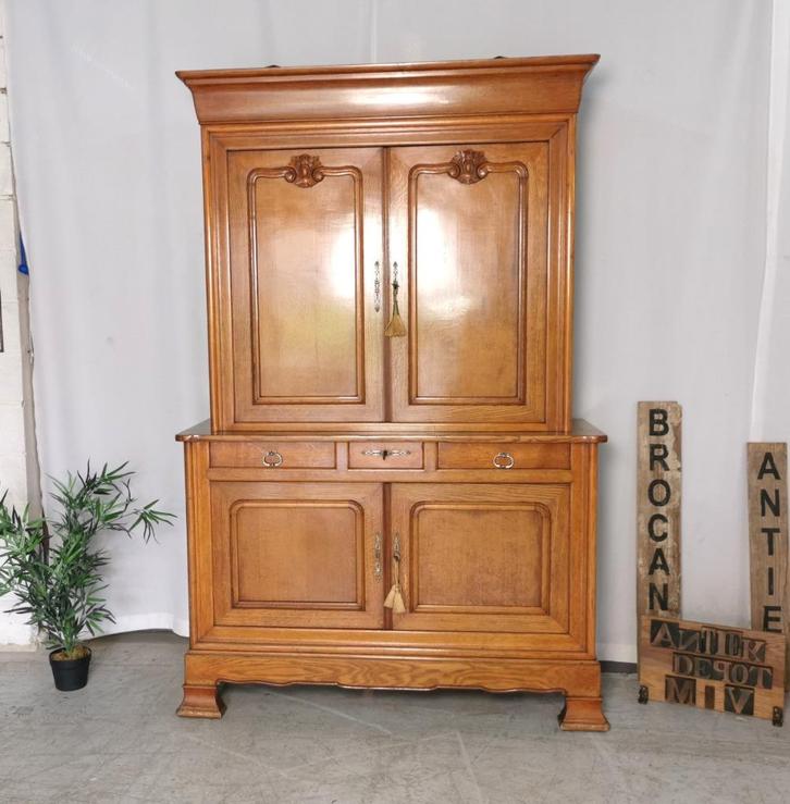 Antieke Franse Louis Philippe Deux Corps in bleke eik H 223, Antiek en Kunst, Antiek | Meubels | Kasten, Ophalen