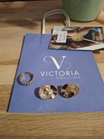 Victoria oorringen + ring, Bijoux, Sacs & Beauté, Bagues, Neuf, Or, Enlèvement, Avec strass