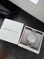 Zilverkleurige horloge Michael Kors, Ophalen, Zo goed als nieuw