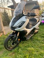Honda ADV 350, Motoren, Scooter, Particulier, 350 cc