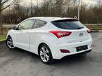 Hyundai i30 1.6 CRDi / 2014 / 136.630km / Coupe, Auto's, Hyundai, Voorwielaandrijving, Euro 5, Stof, Zwart