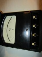 Volt en amperemeter labotoestellen in houten koffer, Ophalen, Gebruikt